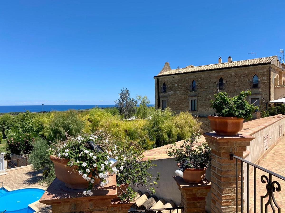 Le Colline Del Gelso-Masseria Mazzei Rossano Exterior foto