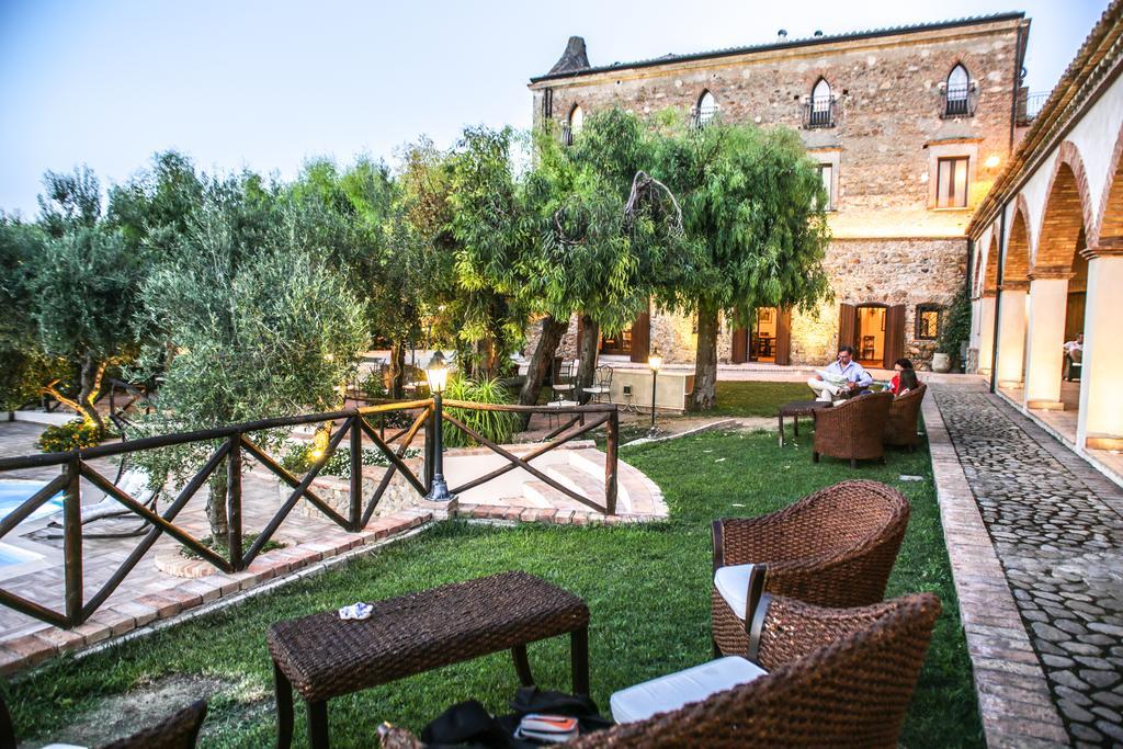 Le Colline Del Gelso-Masseria Mazzei Rossano Exterior foto