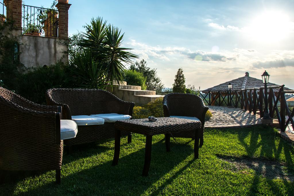 Le Colline Del Gelso-Masseria Mazzei Rossano Exterior foto